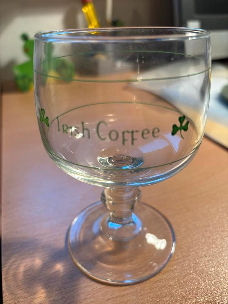 10 Irish Coffee Glazen - Onbeschadigd, Huis en Inrichting, Keuken | Servies, Zo goed als nieuw, Glas of Glazen, Overige stijlen