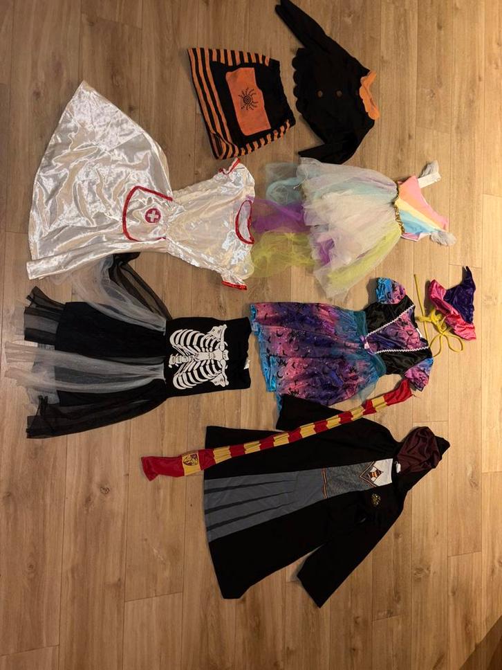 Verkleedkleren Set, Kinderen en Baby's, Carnavalskleding en Verkleedspullen, Gebruikt, Jongen of Meisje, 134 t/m 140, Ophalen of Verzenden