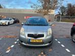 Toyota Yaris 1.3 16V Vvt-i 5DR 2006 Grijs Orgineel NL Auto, Voorwielaandrijving, 4 cilinders, 995 kg, 547 kg