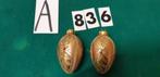kerstbal 2 stuks goud glas eivormig versierd [A836], Diversen, Ophalen of Verzenden