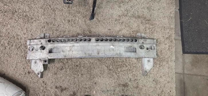 Bumperbalk Mini Cooper R50 / R52 / R53 - Gebruikt, Auto-onderdelen, Carrosserie en Plaatwerk, Bumper, Mini, Voor, Gebruikt, Ophalen of Verzenden