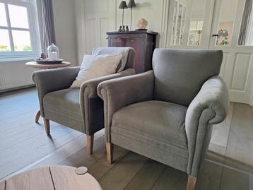 Luxe fauteuils van het merk Baan beschikbaar voor biedingen