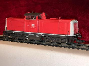 Fleischmann v 100 4229 rode Diesel locomotief 212 242-2 v100 beschikbaar voor biedingen