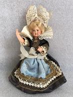 Oud Frans Normandie Popje Pop 13 cm, Verzamelen, Ophalen of Verzenden, Gebruikt, Pop