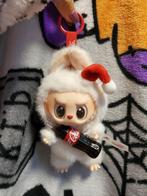 labubu have a seat macaron coca cola keychain popmart, Ophalen of Verzenden, Zo goed als nieuw