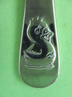 (KB4934) Kinderbestek Eendje op water kleine lepel, Ophalen of Verzenden, Gebruikt