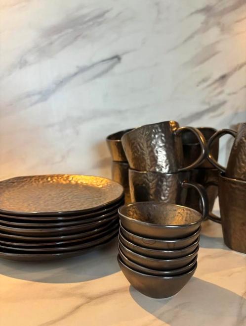 Brons/koper servies, Huis en Inrichting, Keuken | Servies, Zo goed als nieuw, Overige stijlen, Ophalen
