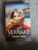 Verraad - Abigail Haas - Jeugdthriller, Ophalen of Verzenden, Zo goed als nieuw, Abigail Haas, Fictie