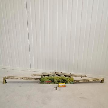 Antieke Blikken Treinbaan / Trambaan + 2 Sleutels  beschikbaar voor biedingen