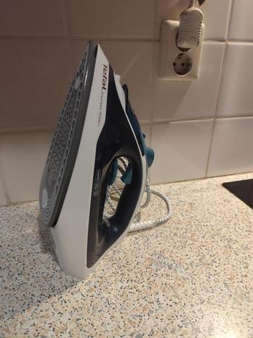 Tefal Express Steam Strijkijzer beschikbaar voor biedingen