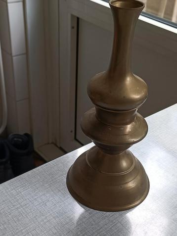 Vintage Messing Kandelaar heel oud (16e eeuw?) beschikbaar voor biedingen
