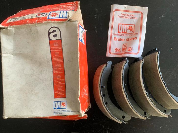 Remschoenen set QH QHS 020 – Ford Transit / Bedford CF -NOS, Auto-onderdelen, Remmen en Aandrijving, Ford, Nieuw, Ophalen of Verzenden