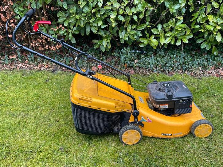 Grasmaaimachine benzine, Tuin en Terras, Grasmaaiers, Gebruikt, Benzine-grasmaaier, 30 t/m 39 cm, Kooimesmaaier, Elektrische starter