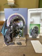 The Tudor Mint | Spellbound | Draco – Fenestra, Ophalen of Verzenden, Zo goed als nieuw, Fantasy