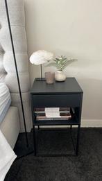 Ikea nachtkastje, Huis en Inrichting, Slaapkamer | Nachtkastjes, Minder dan 45 cm, Zo goed als nieuw, Hout, 55 tot 70 cm