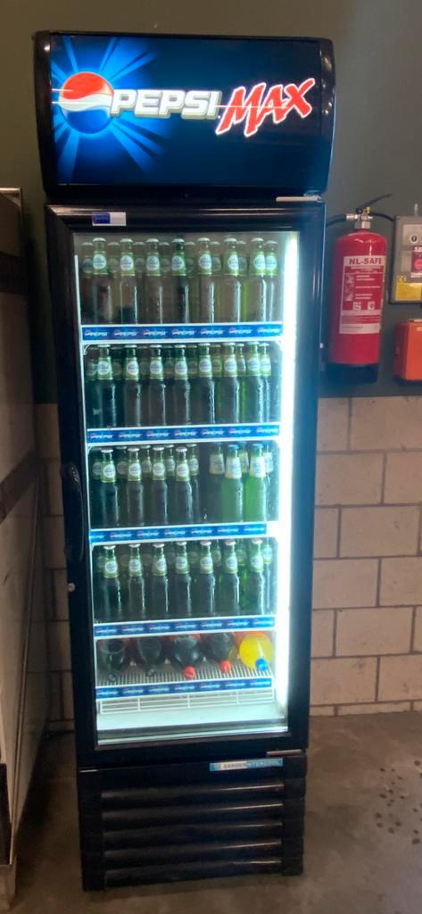 Verhuur koelkasten, Witgoed en Apparatuur, Koelkasten en IJskasten, Zo goed als nieuw, Zonder vriesvak, 200 liter of meer, 160 cm of meer