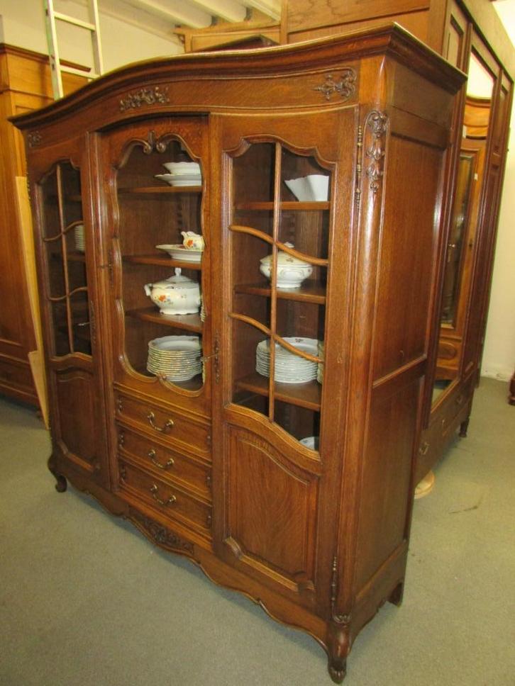 Barok eiken vitrinekast servies keukenkast queen anne stijl, Huis en Inrichting, Kasten | Vitrinekasten, Zo goed als nieuw, 150 tot 200 cm