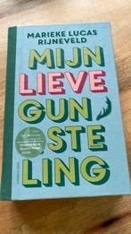 Marieke Lucas Rijneveld - Mijn lieve gunsteling, Boeken, Ophalen of Verzenden, Zo goed als nieuw, Marieke Lucas Rijneveld