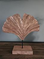 Goud kleurige beeld. Perfecte staat, Verzamelen, Beelden en Beeldjes, Ophalen of Verzenden, Zo goed als nieuw, Overige typen