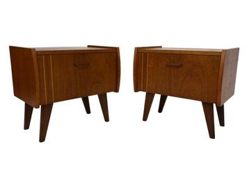 Vintage Nachtkastjes Set Van 2 Teak Fineer Jaren 60 beschikbaar voor biedingen