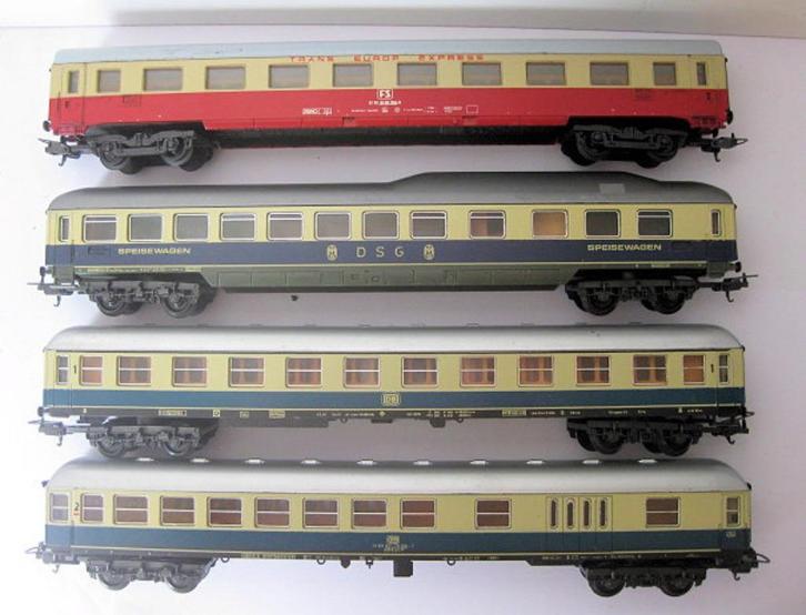 lima 4x personen rijtuigen, Hobby en Vrije tijd, Modeltreinen | H0, Gebruikt, Wagon, Gelijkstroom, Lima, Ophalen of Verzenden