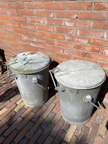 oude zinken vuilnisbak afvalbak gemeente Rucphen Etten-Leur beschikbaar voor biedingen