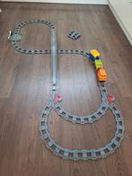 Rails Duplo treinbaan (Let op: de trein doet het niet meer!), Ophalen of Verzenden, Zo goed als nieuw, Duplo