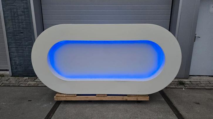 ovale led dj booth, Muziek en Instrumenten, Dj-sets en Draaitafels, Gebruikt, Dj-set, Overige merken, Ophalen