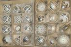 24 oude glazen vintage kerstballen zilver - wit gesuikerd., Diversen, Kerst, Ophalen of Verzenden, Zo goed als nieuw