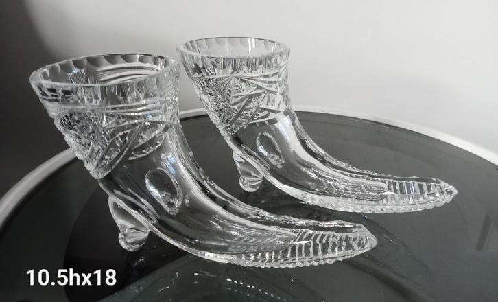 Kristallen vazen in de vorm van een hoorn des overvloeds, Antiek en Kunst, Antiek | Glas en Kristal, Ophalen of Verzenden