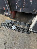 Suzuki Swift Radiator, Condensor & Grill achterlichten, Ophalen of Verzenden, Gebruikt, Voor, Suzuki