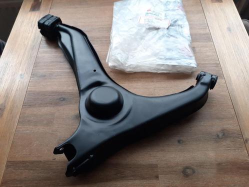 Draagarm Achter - Links - SUZUKI SWIFT - NIEUW / NewOldStock, Auto-onderdelen, Besturing, Suzuki, Nieuw, Verzenden