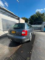 Audi A4 2002 Grijs, Auto's, Zwart, A4, Leder, Stationwagon