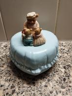 Vintage porseleinen speeldoos., Verzenden