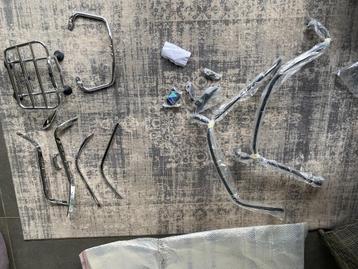 Vespa accessoires beschikbaar voor biedingen