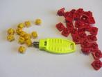 Playmobil bevestiging dopjes 25 rood 12 geel en sleuteltje, Ophalen of Verzenden, Gebruikt, Los playmobil