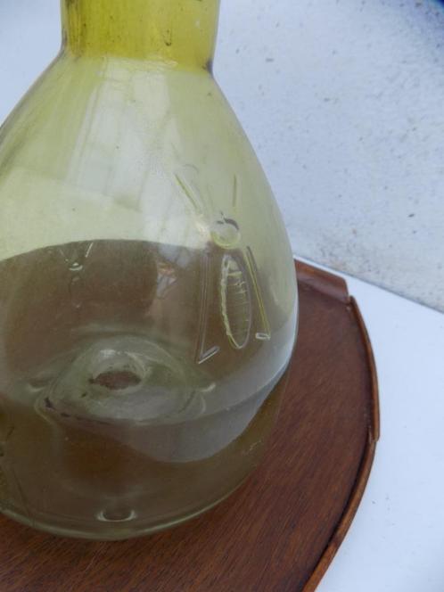 Wespenvanger glas vintage met gestileerde wespen antiek  Oud, Huis en Inrichting, Woonaccessoires | Overige, Gebruikt, Ophalen of Verzenden