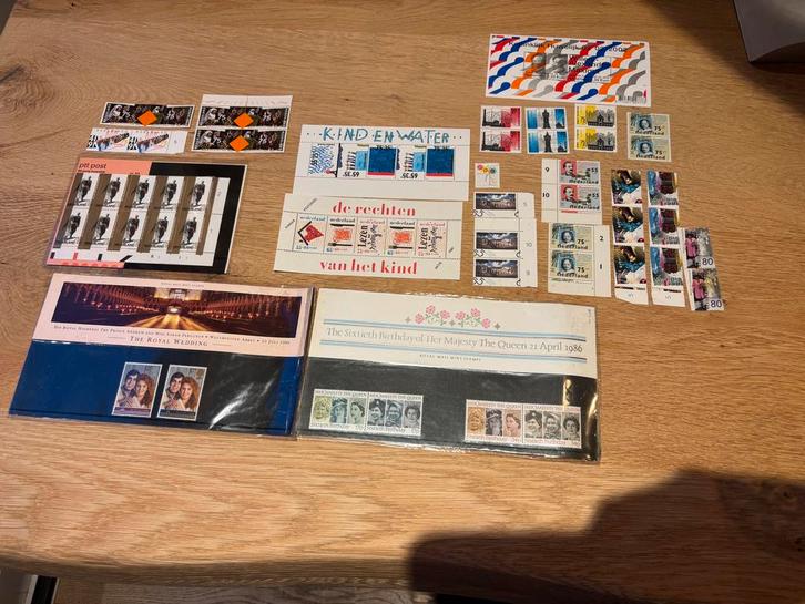 Nederlandse Postzegels Koningshuis - Nieuwstaat, Postzegels en Munten, Postzegels | Nederland, Postfris, Na 1940, Ophalen of Verzenden