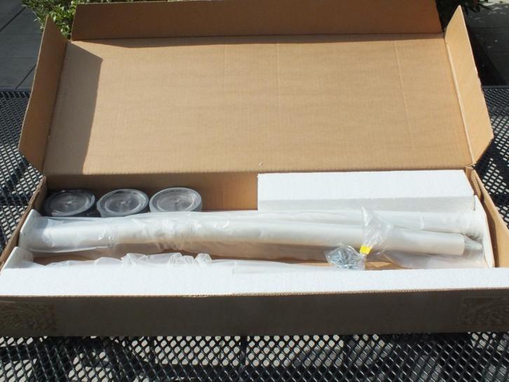 Tafelpoten en wieltjes van serie 48318 2/2 LUCAS van IKEA, Huis en Inrichting, Tafelonderdelen, Nieuw, Tafelpoot, 50 tot 100 cm