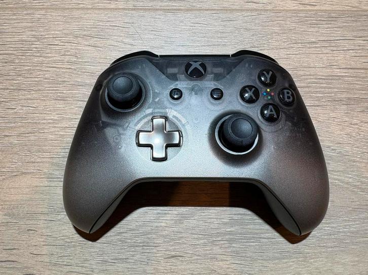 Xbox One Controller - Nette staat, Spelcomputers en Games, Spelcomputers | Xbox | Accessoires, Zo goed als nieuw, Xbox Original