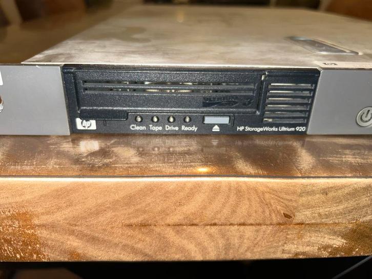 HP Ultrium 920 Tapestreamer Rack + Extra LTO3, Computers en Software, Overige Computers en Software, Gebruikt, Ophalen