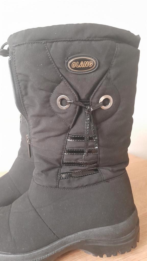 Olang Snowboots met Spikes - Maat 39, Kleding | Dames, Schoenen, Zo goed als nieuw, Snowboots, Ophalen of Verzenden