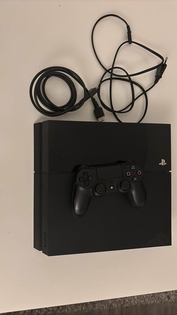 Ps4 500gb, Spelcomputers en Games, Spelcomputers | Sony PlayStation 4, Zo goed als nieuw, Original, 500 GB, Met 1 controller, Met games