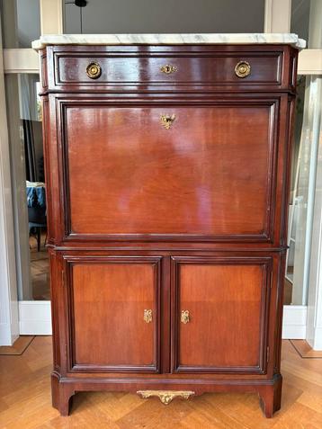 Antiek secretaire / André Mailfert beschikbaar voor biedingen