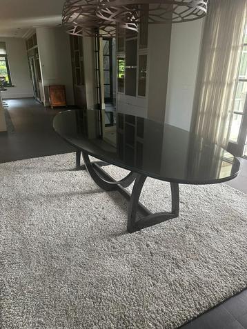 Italiaanse Design Eettafel beschikbaar voor biedingen