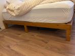 Wood bed frame, Huis en Inrichting, Slaapkamer | Bedden, Ophalen, Gebruikt, Bruin, Tweepersoons