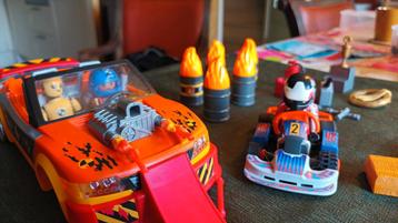 Playmobil raceauto beschikbaar voor biedingen