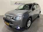Mitsubishi Outlander 2.0 Aut. *7PERS*NL-Auto*Tr € 15.780,0, Auto's, Automaat, 1998 cc, 4 cilinders, 150 pk