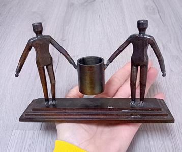 vintage beeldje beschikbaar voor biedingen