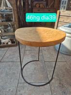 Bijzettafeltje, Minder dan 55 cm, Rond, Zo goed als nieuw, Hout